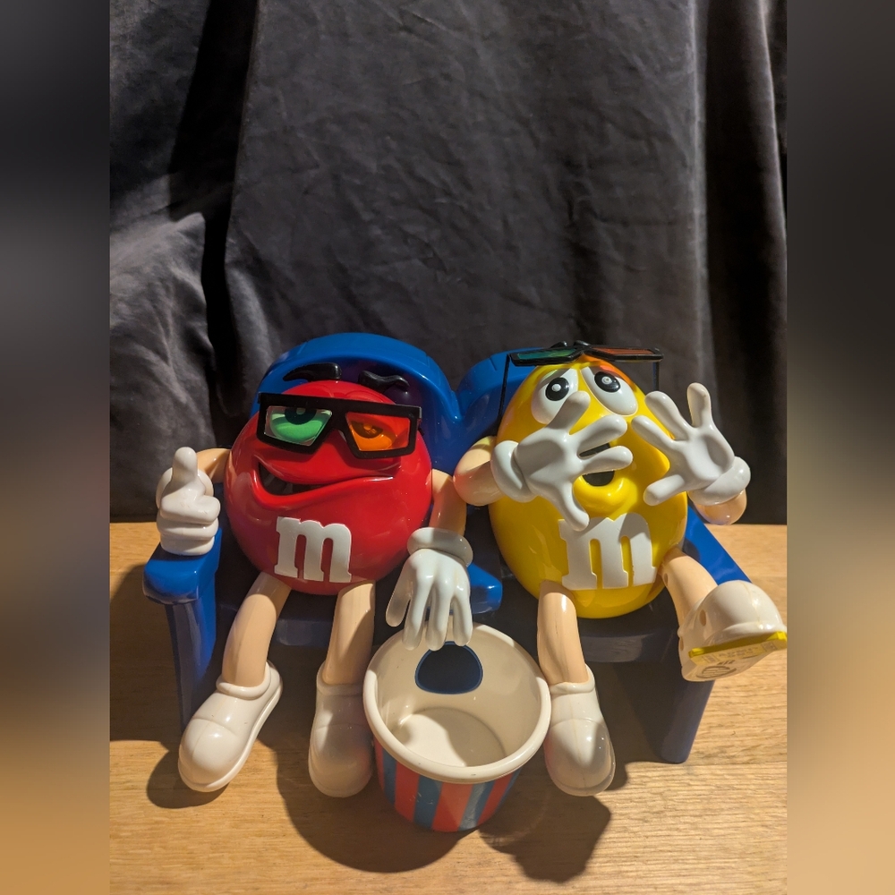 M&M'S Red and Yellow Character Toy Set